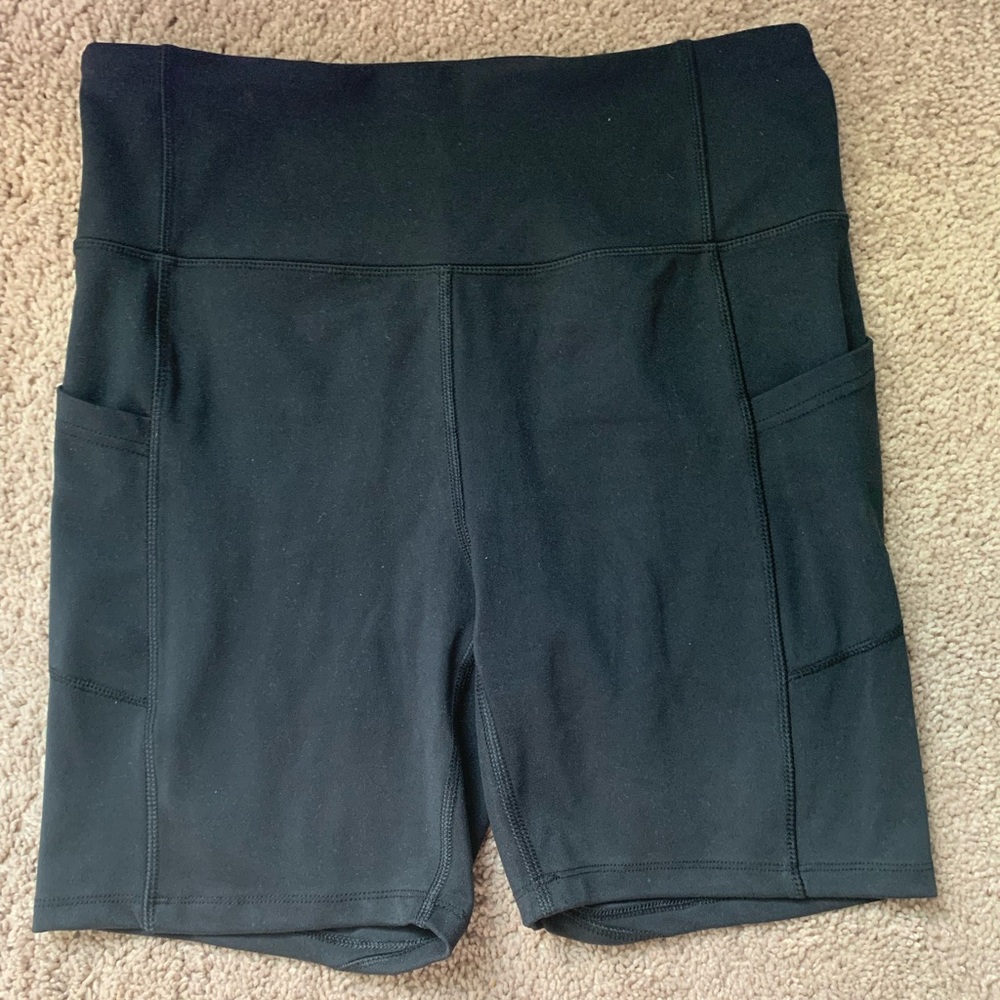black biker shorts.